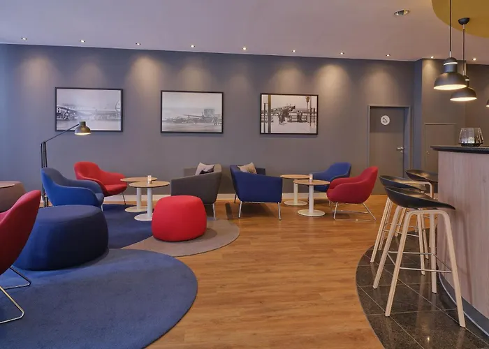 Holiday Inn Express Frankfurt Airport By Ihg